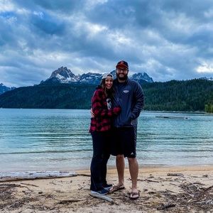 Meet your Posher, Dana